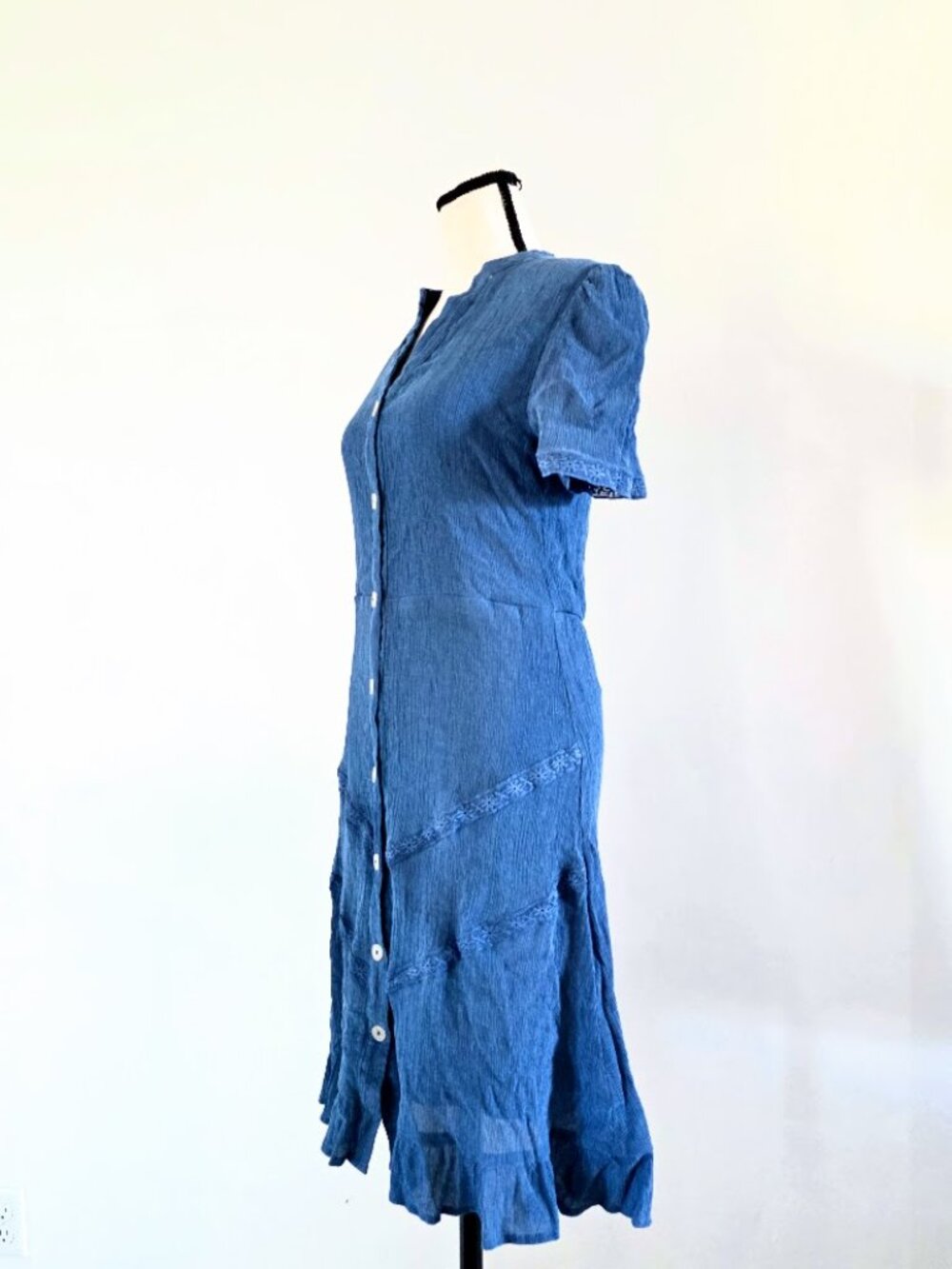 Mimi & Daphne Blue Crinkle Crepe Lace Trim Midi Shirt Dress Size Small